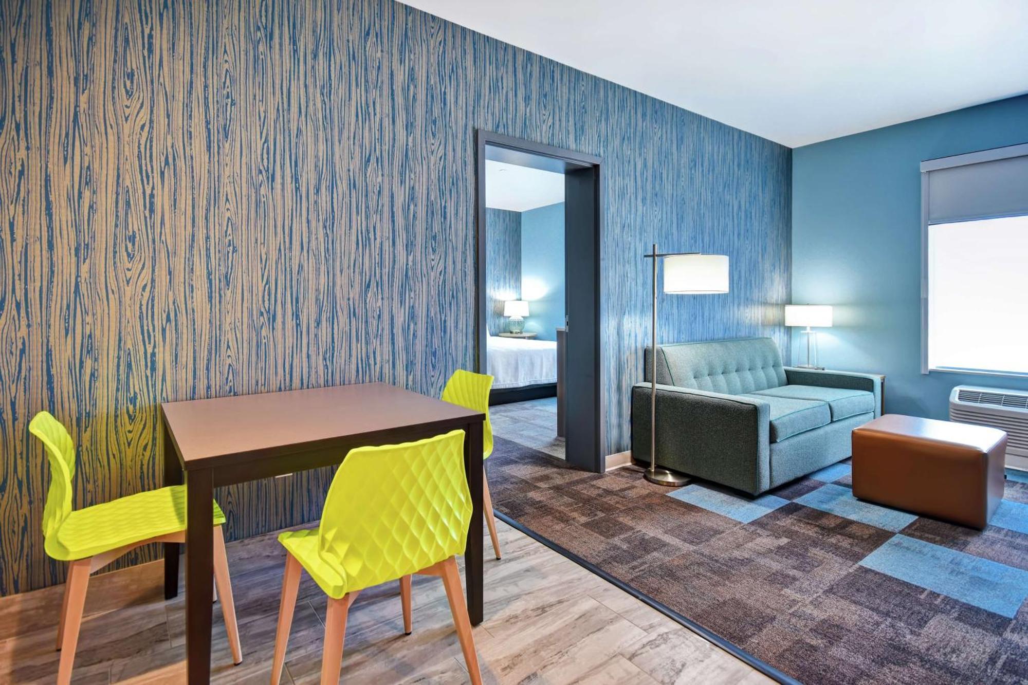 One-Bedroom King Suite Non-Smoking